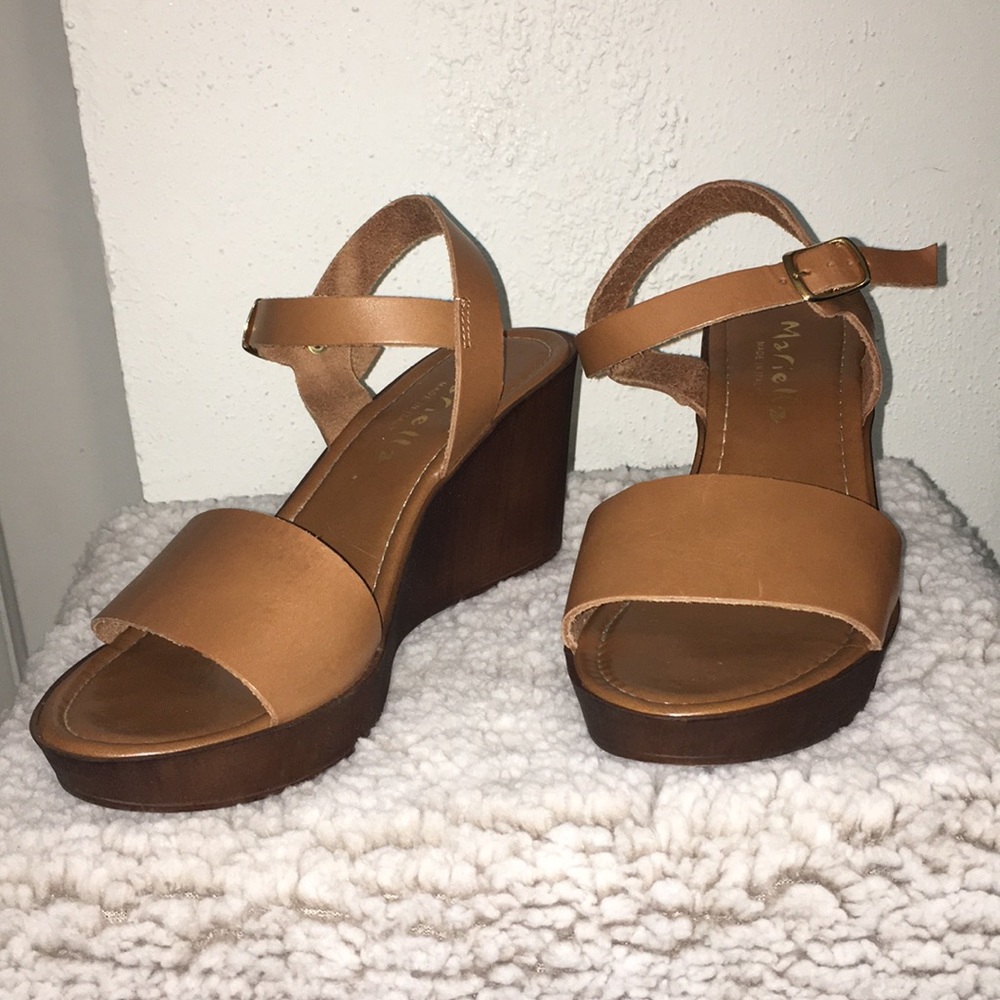 Leather wedges